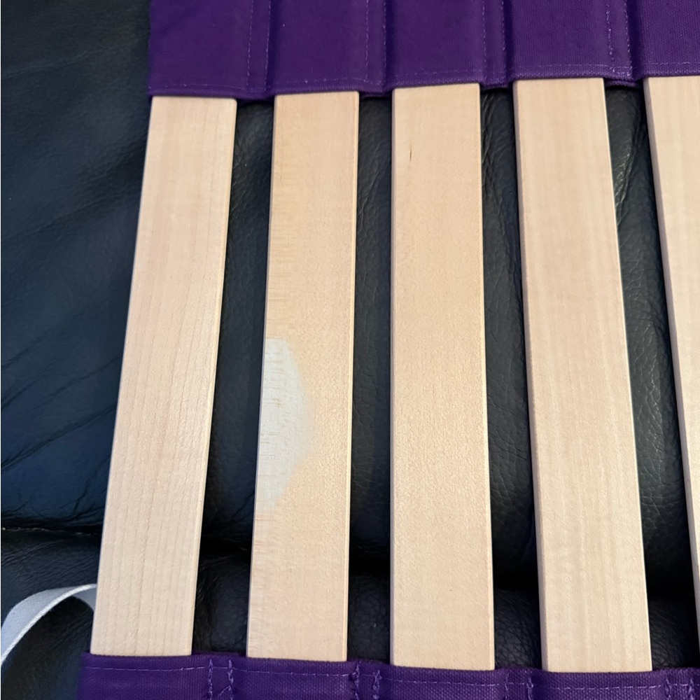 Howda  Wood Slat portable lumbar support for stadium, beach, chair - Picture 8 of 8
